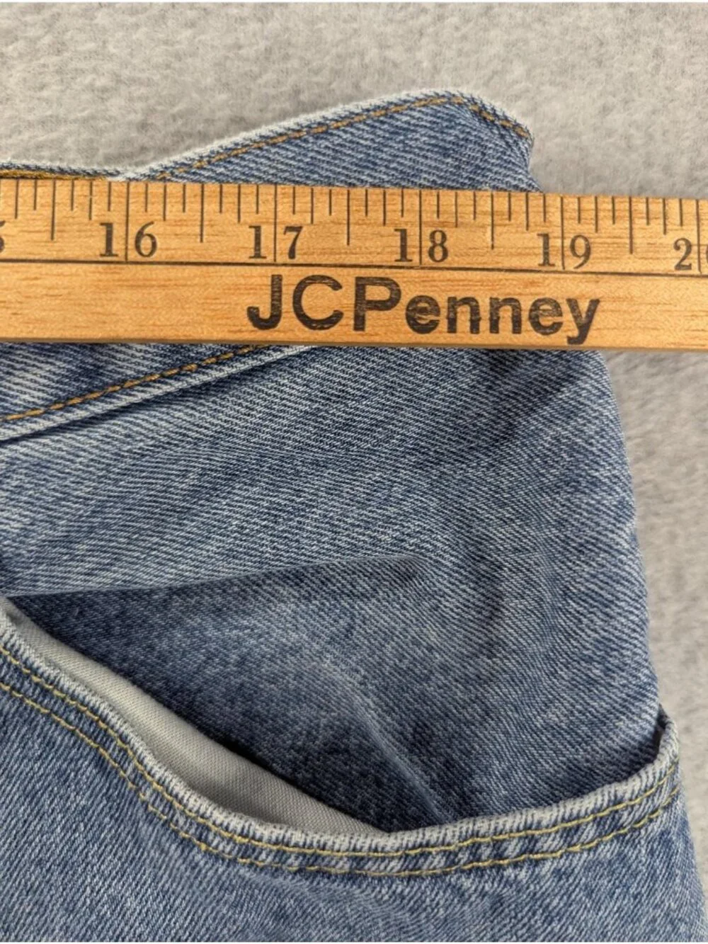 Levis 517 Jeans Mens 38x31 Blue Medium Wash Slim Bootcut Mid Rise Denim Zip Fly
